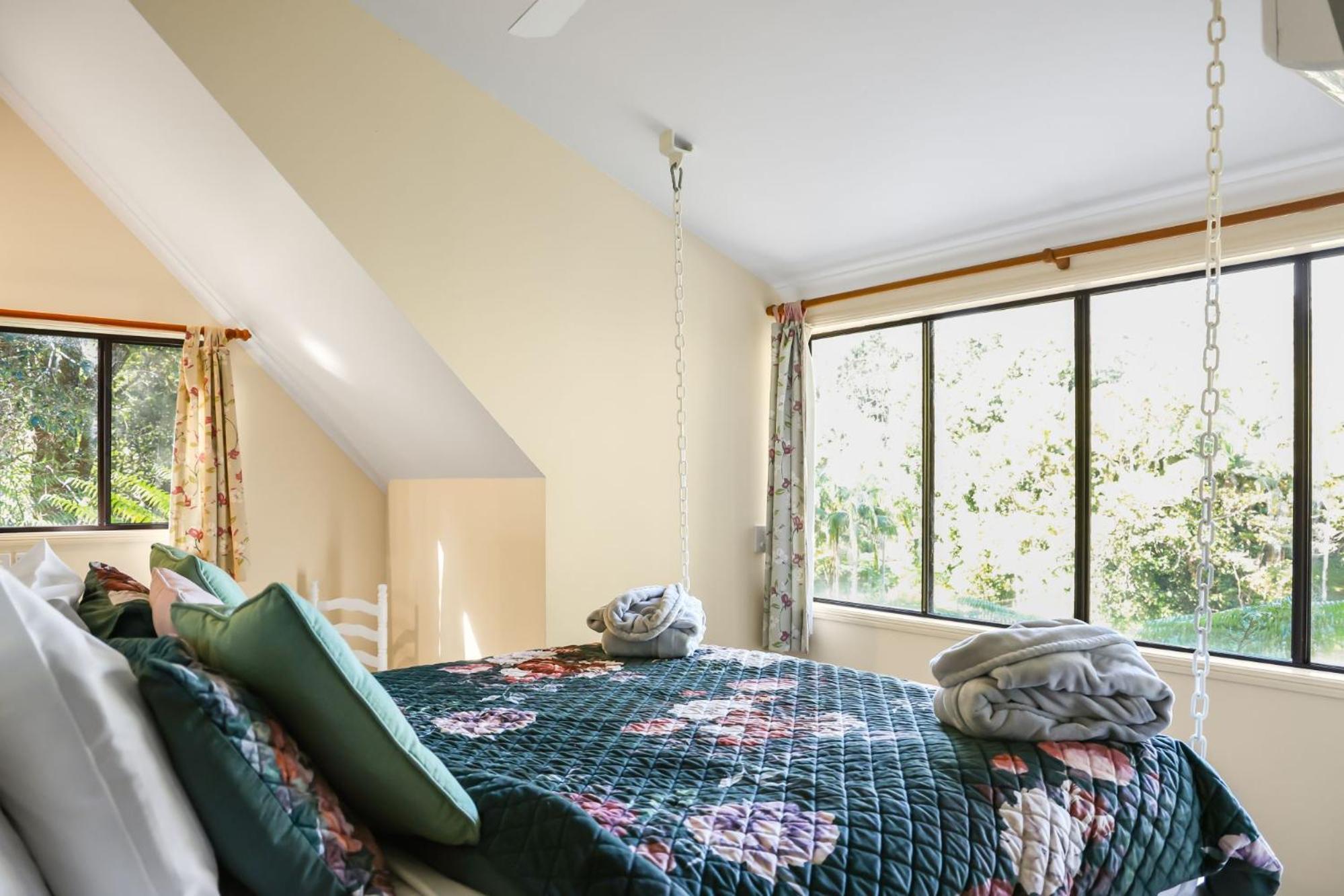 Montville Country Cabins Экстерьер фото